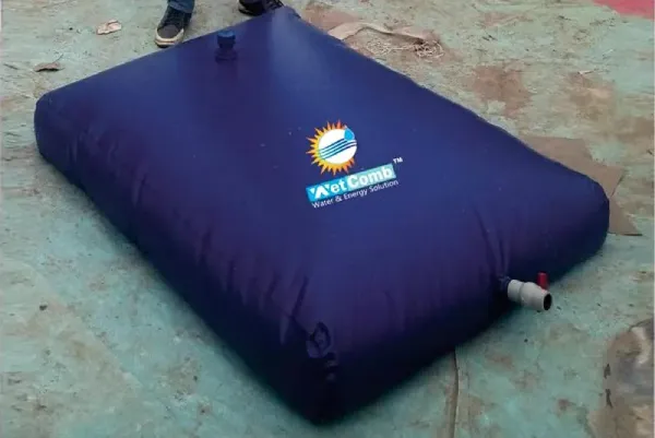 Collapsible Pillow Tank